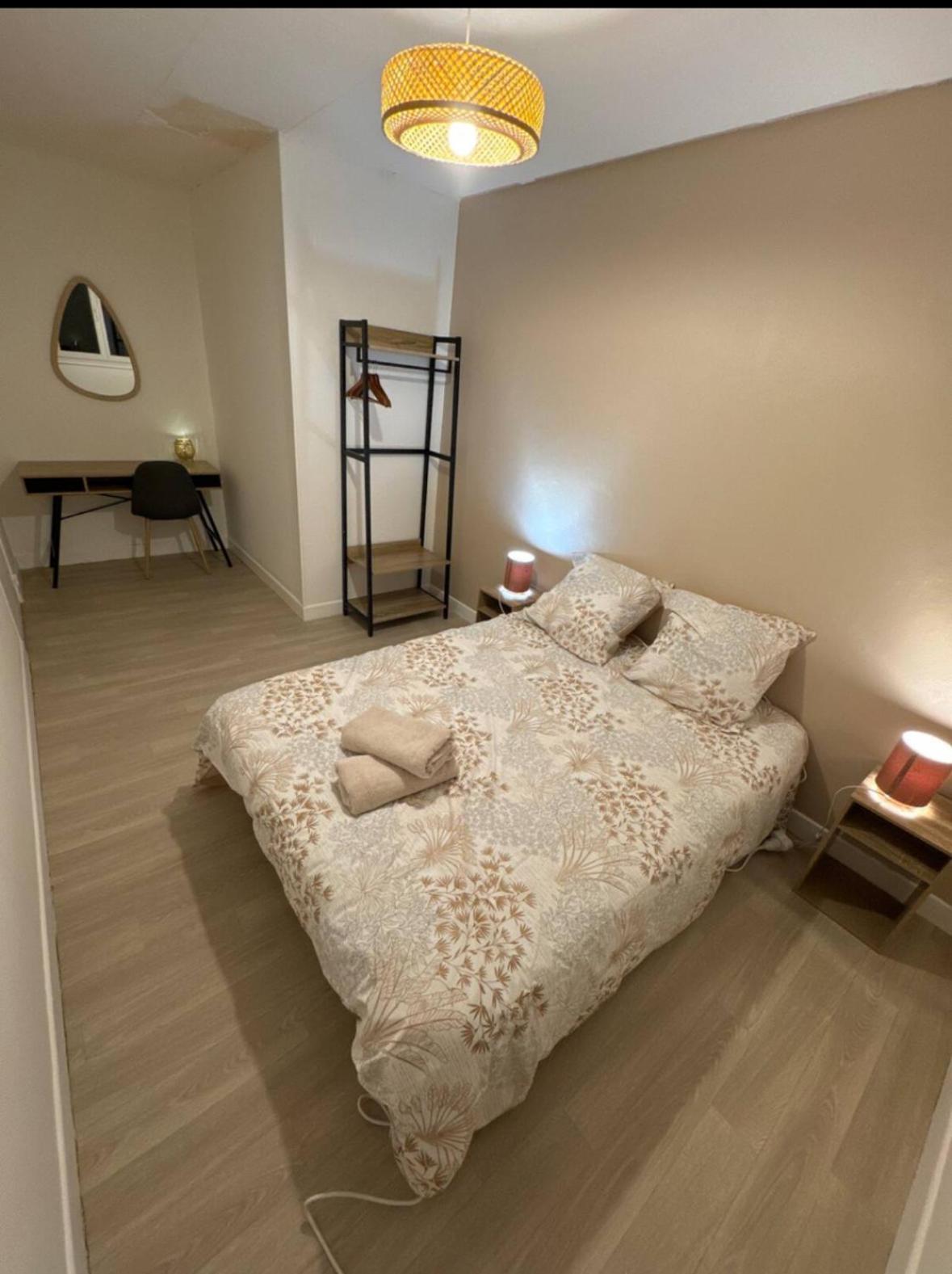 Claire Joie Apartment บัวร์ ภายนอก รูปภาพ